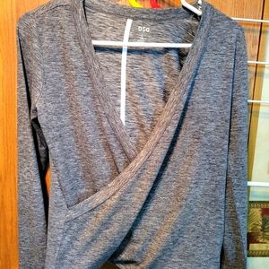 DSG woman's large long sleeve yoga shirt